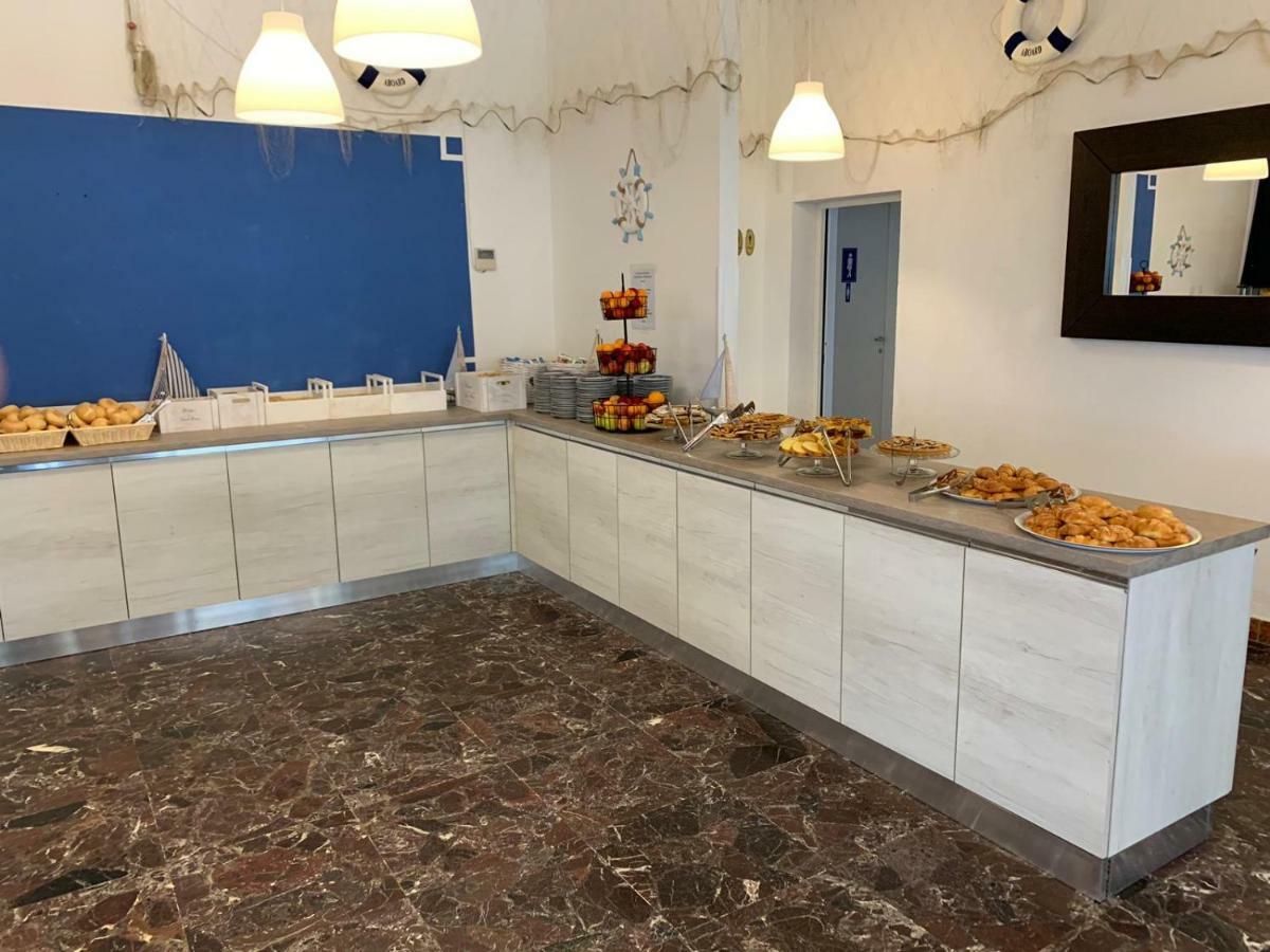 ביביונה Hotel Adriatico מראה חיצוני תמונה