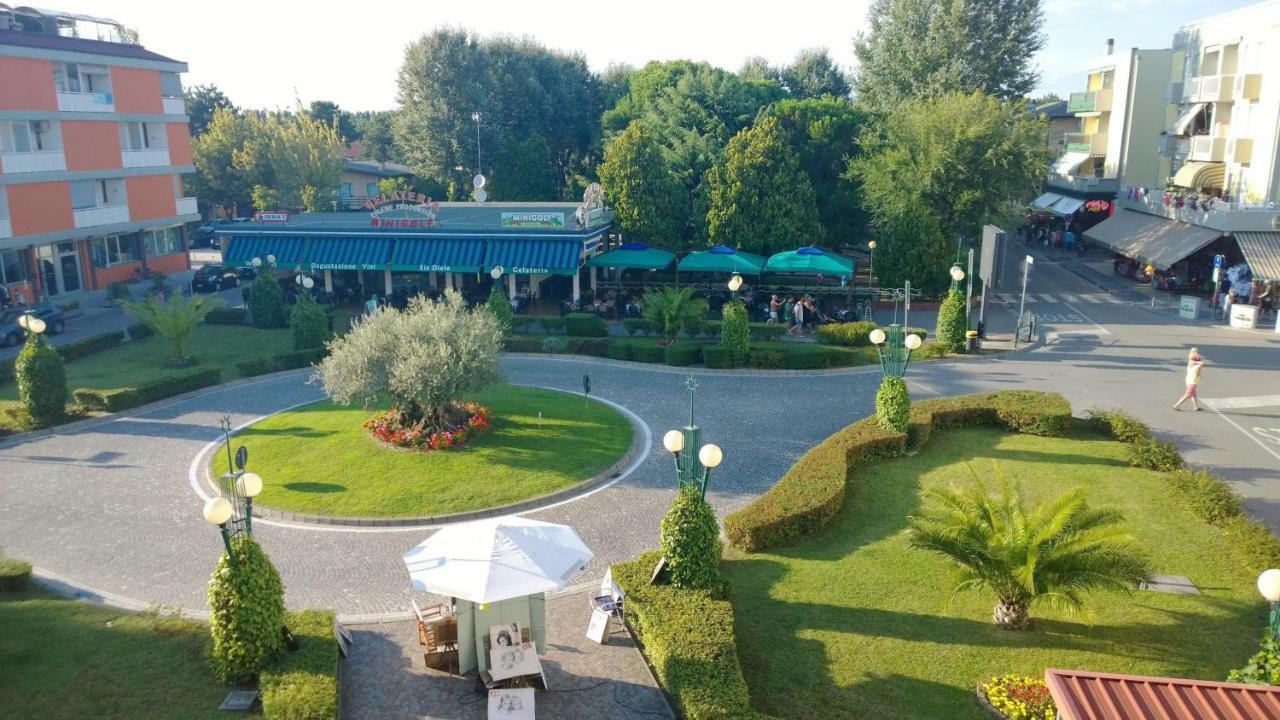 ביביונה Hotel Adriatico מראה חיצוני תמונה